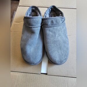 Ugg slippers